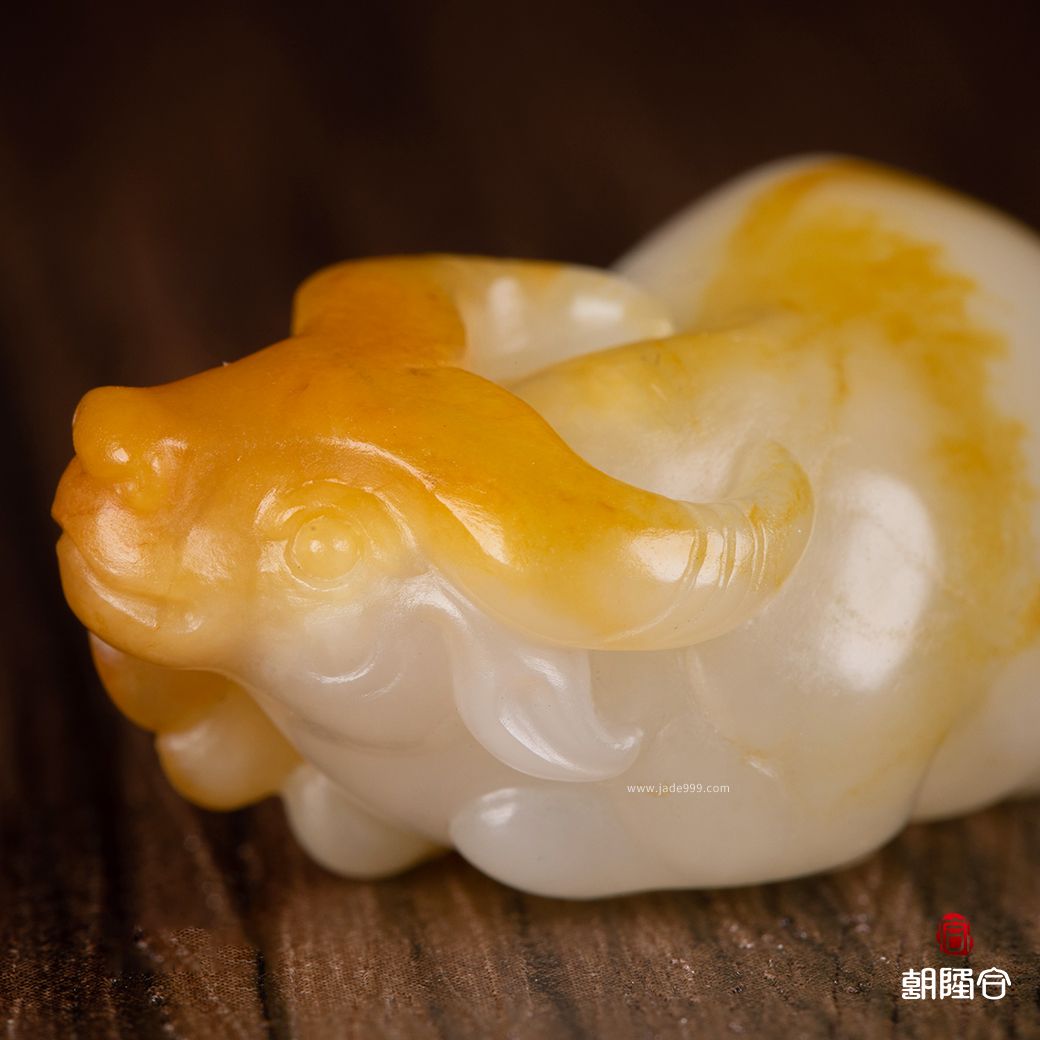 瑞牛呈祥