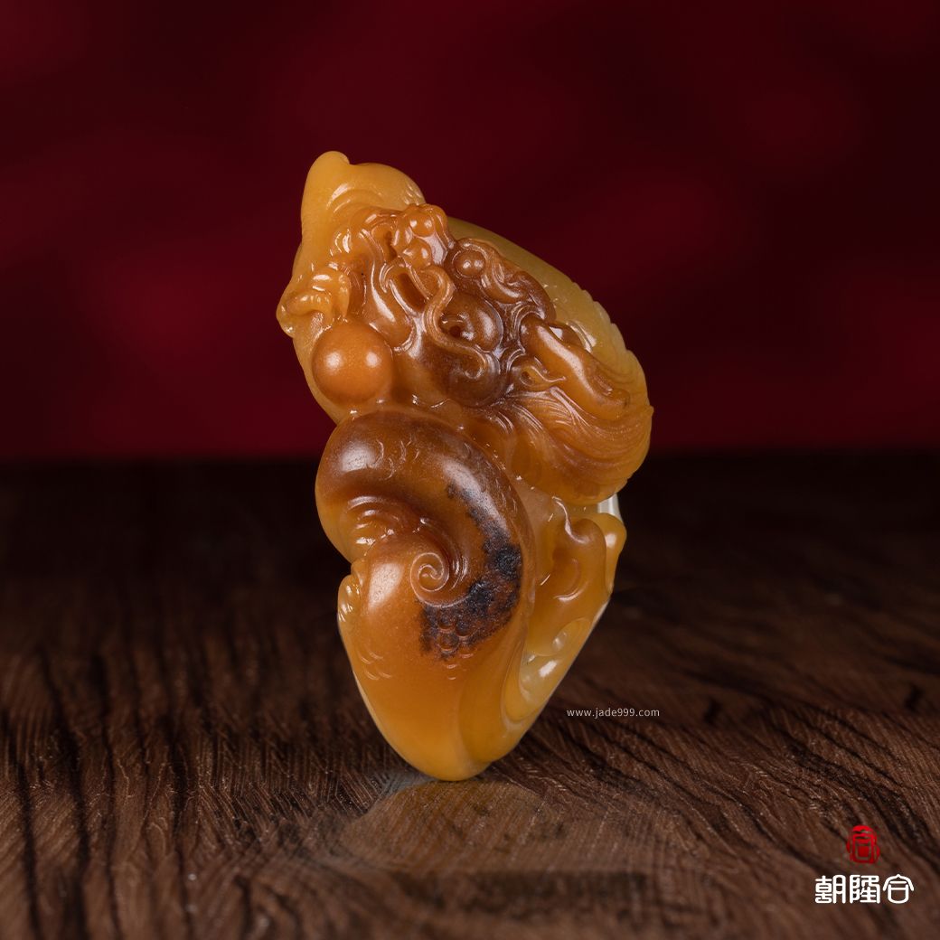 龍行天下