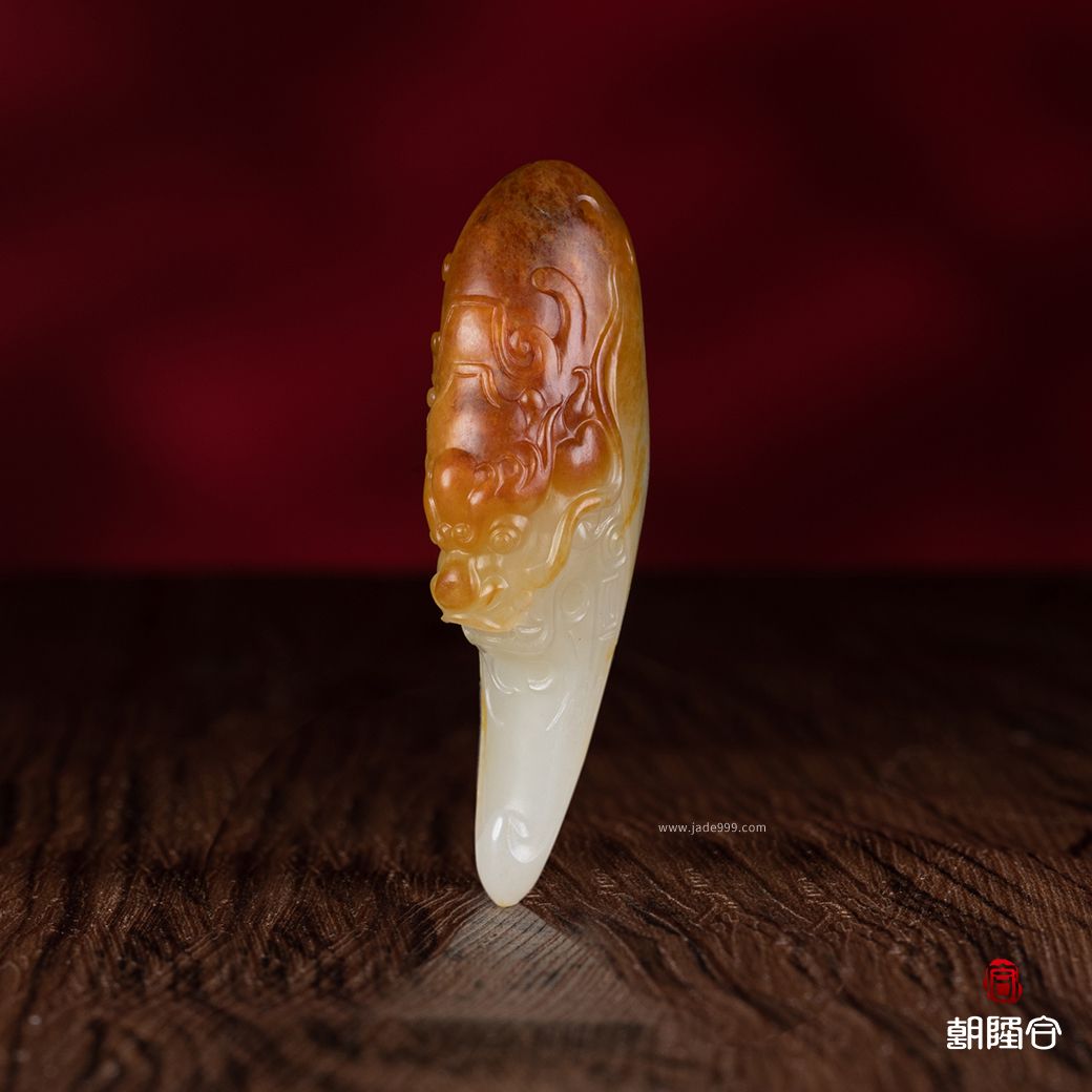 龍行天下