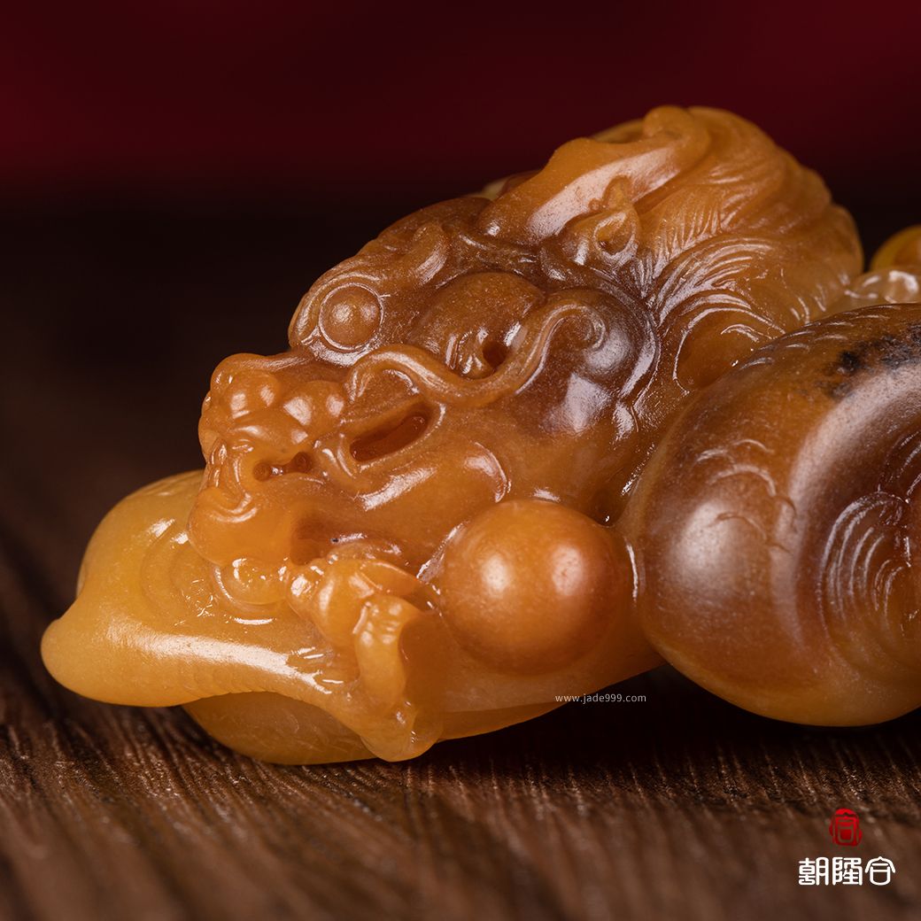 龍行天下