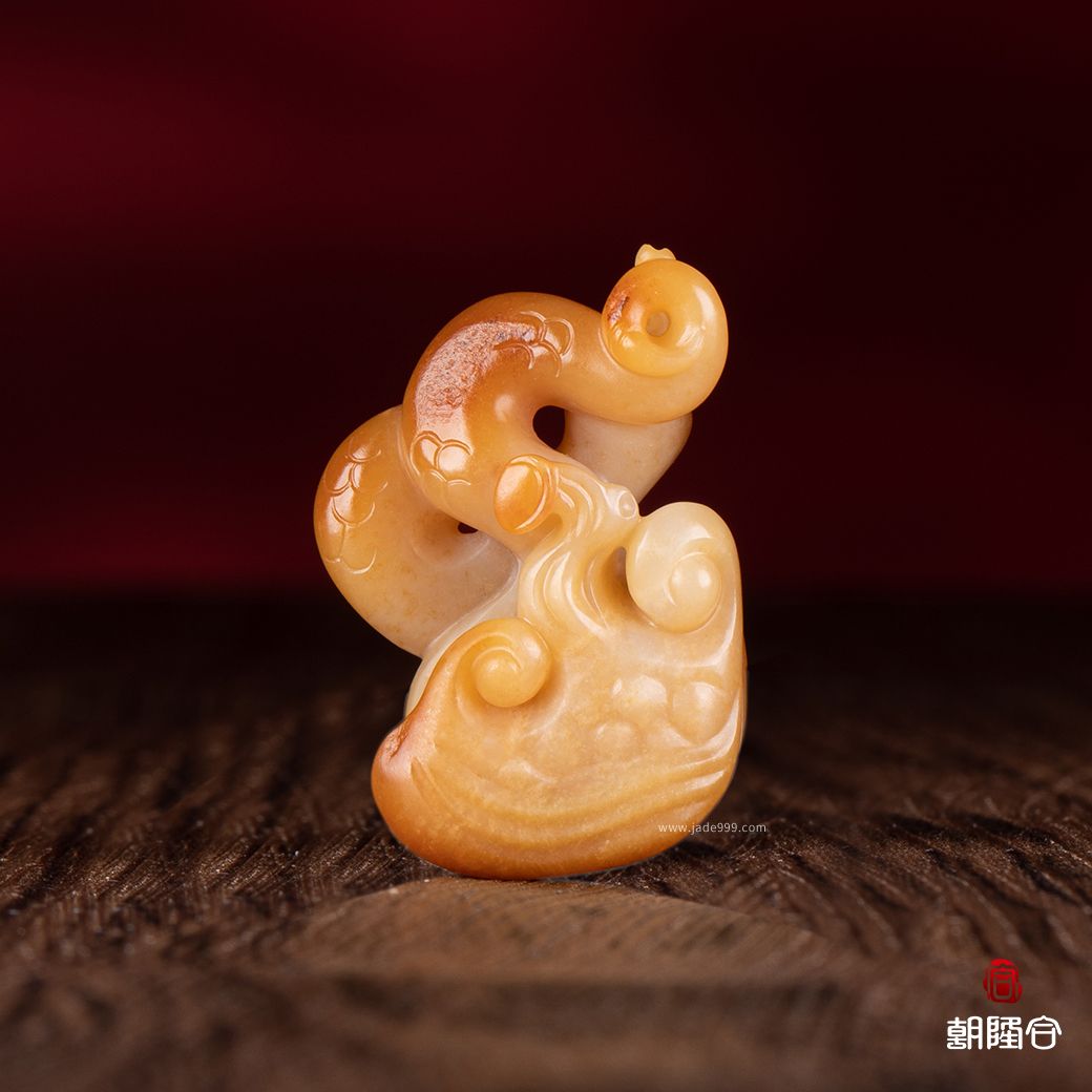 靈蛇獻(xiàn)瑞