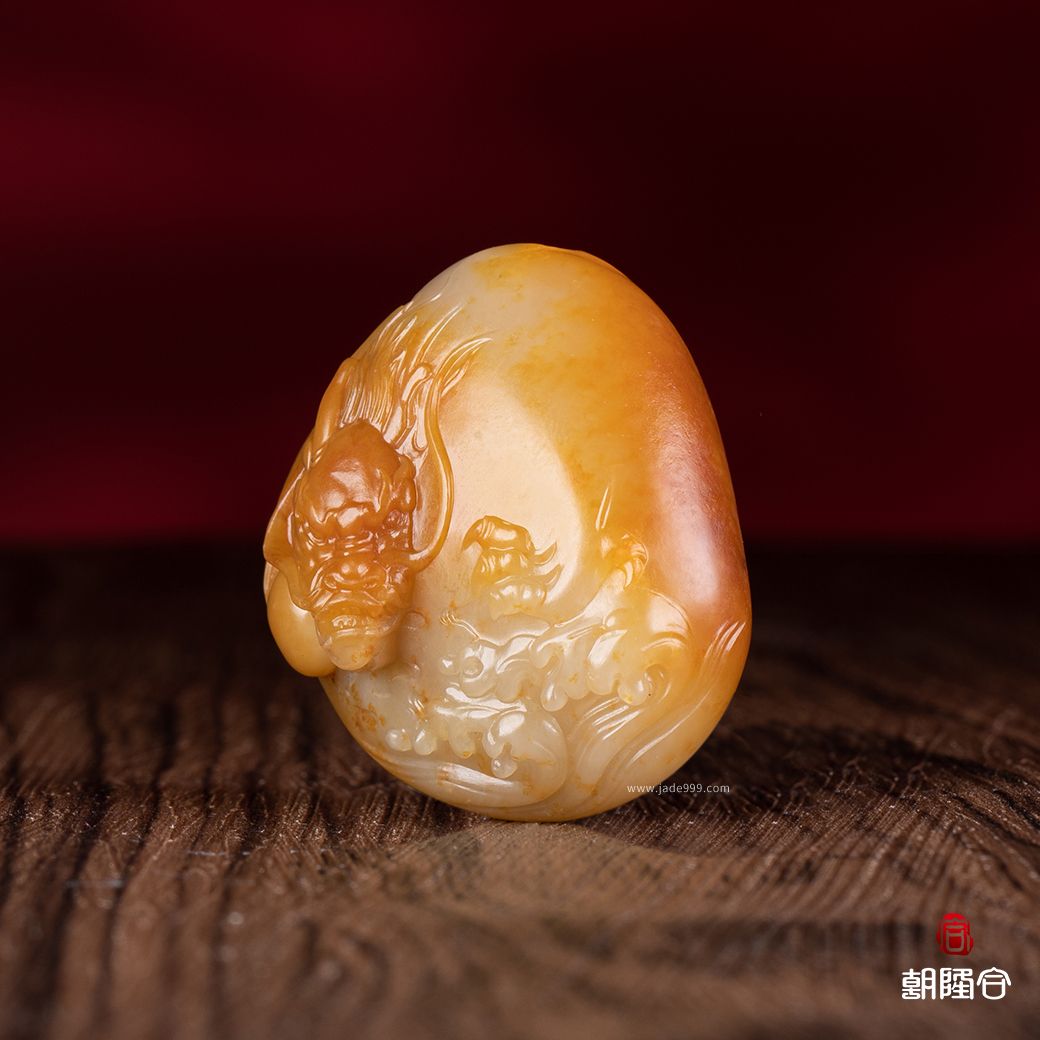 龍行天下