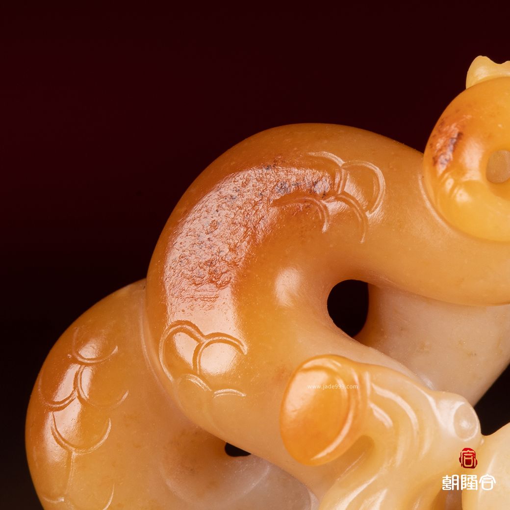 靈蛇獻(xiàn)瑞