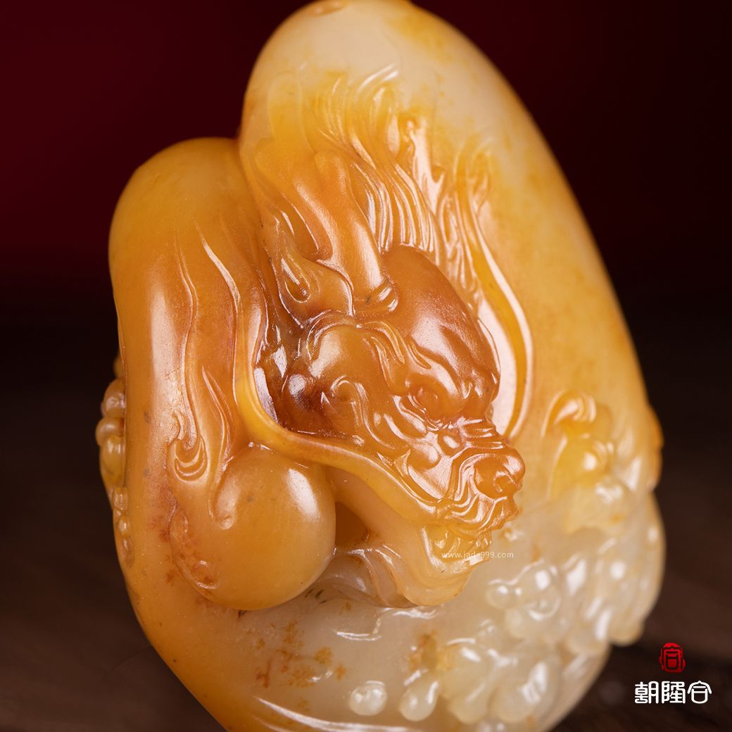 龍行天下