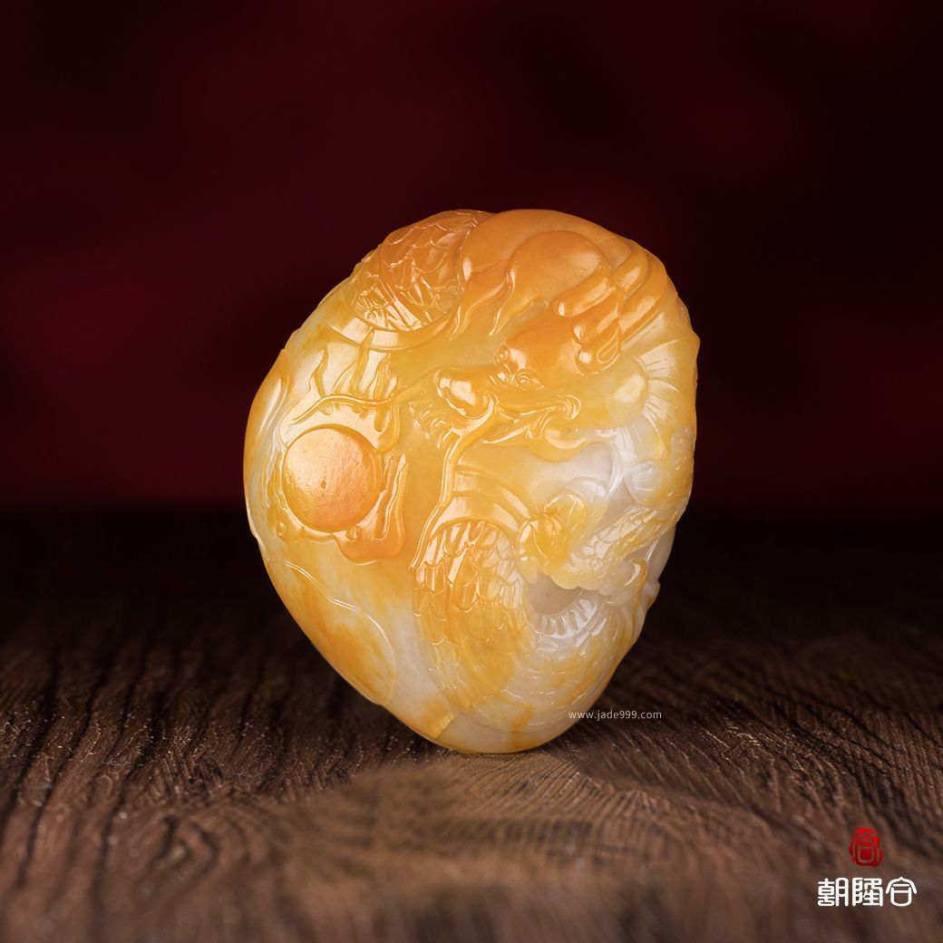 龍行天下