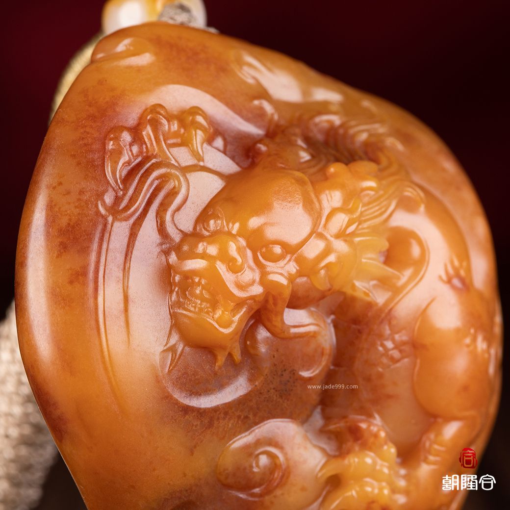 龍行天下